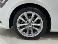 Usado Renault Mégane IV Zen 130 CV (95 kW) 2018 Blanco Berlina