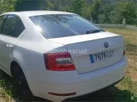 Usado Skoda Octavia Ambition 150 CV (110 kW) 2019 Blanco Berlina