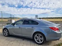 Usado Opel Insignia Sport 179 CV (131 kW) 2011 Gris Berlina