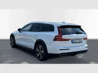 Usado Volvo V60 CC Pro 190 CV (139 kW) 2020 Blanco Familiar