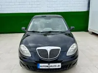 Usado Lancia Ypsilon 75 CV (55 kW) 2006 Negro Utilitario