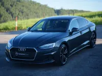Usado Audi A5 Sportback Advanced 163 CV (119 kW) 2021 Gris Utilitario