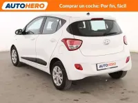 Usado Hyundai i10 Blackline 87 CV (63 kW) 2015 Blanco Utilitario
