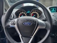 Usado Ford Fiesta 125 CV (91 kW) 2013 Azul Berlina