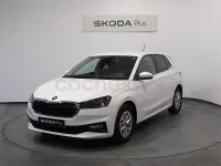 Usado Skoda Fabia Selection 95 CV (69 kW) 2026 Blanco Utilitario