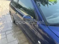 Usado Peugeot 206 90 CV (66 kW) 1999 Azul Utilitario