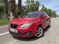 Usado Seat Ibiza SC 90 CV (66 kW) 2009 Rojo Utilitario