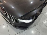 Usado VW Passat Executive 150 CV (110 kW) 2020 Gris / plata Berlina