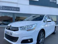 Usado Citroën C4 Attraction 92 CV (67 kW) 2015 Blanco Berlina