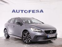 Usado Volvo V40 152 CV (111 kW) 2019 Gris titanio Utilitario