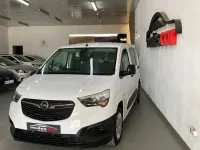 Usado Opel Combo Life Edition 102 CV (75 kW) 2021 Blanco Monovolumen