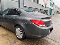 Usado Opel Insignia Sport 130 CV (95 kW) 2011 Gris / plata Berlina