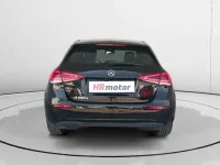Usado Mercedes A180 116 CV (85 kW) 2021 Negro Utilitario