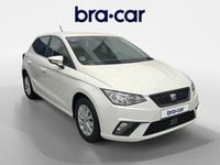Usado Seat Ibiza Style Plus 110 CV (80 kW) 2021 Blanco Berlina
