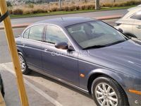 Usado Jaguar S-Type Executive 238 CV (175 kW) 2002 Gris / plata Berlina