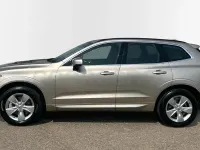 Usado Volvo XC60 Core 197 CV (144 kW) 2023 Amarillo SUV