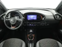 Usado Toyota Aygo X Edition 72 CV (52 kW) 2023 Marrón SUV