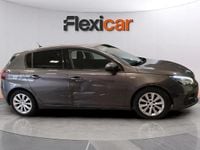 Usado Peugeot 308 Access 110 CV (80 kW) 2020 Azul Utilitario