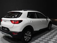 Usado Kia Stonic 100 CV (73 kW) 2024 Blanco SUV