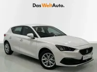 Usado Seat Leon Style 110 CV (80 kW) 2022 Blanco Berlina