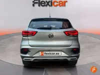 Usado MG ZS Luxury 111 CV (81 kW) 2023 Gris SUV