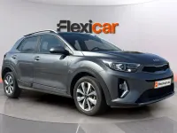 Usado Kia Stonic 79 CV (58 kW) 2025 Gris SUV
