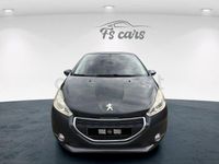 Usado Peugeot 208 Active 82 CV (60 kW) 2013 Gris / plata Utilitario