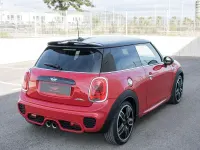 Usado Mini John Cooper Works 231 CV (169 kW) 2015 Rojo Utilitario