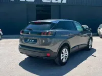 Usado Peugeot 3008 Active 129 CV (94 kW) 2021 Gris SUV