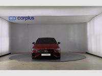 Usado Mercedes CLA200 Shooting Brake 150 CV (110 kW) 2025 Rojo Familiar