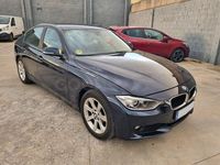 Usado BMW 318 143 CV (105 kW) 2014 Azul Berlina