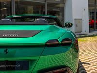 Usado Ferrari Roma 620 CV (456 kW) 2024 Verde claro metalizado Descapotable