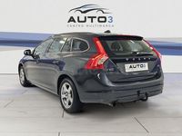 Usado Volvo V60 Summum 150 CV (110 kW) 2016 Gris / plata Familiar