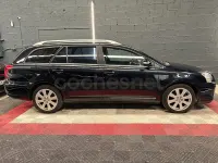 Usado Toyota Avensis Sol 126 CV (92 kW) 2008 Negro Familiar