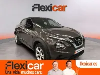 Usado Nissan Juke Acenta 114 CV (83 kW) 2021 Marrón SUV