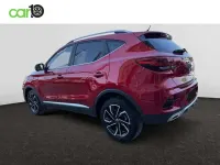 Usado MG ZS Luxury 106 CV (77 kW) 2024 Rojo SUV
