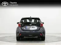 Usado Toyota Yaris Active 116 CV (85 kW) 2025 Gris Utilitario
