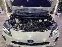 Usado Toyota Yaris Cross 116 CV (85 kW) 2024 Blanco SUV