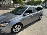 Usado Peugeot 308 SW Active 130 CV (95 kW) 2016 Gris / plata Familiar