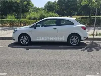 Usado Seat Ibiza SC Reference 85 CV (62 kW) 2014 Blanco Utilitario