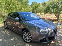 Usado Alfa Romeo Giulietta Distinctive 140 CV (102 kW) 2011 Gris / plata Utilitario