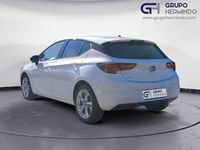 Usado Opel Astra Edition 105 CV (77 kW) 2021 Blanco Berlina