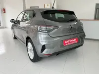 Usado Renault Clio V Evolution 90 CV (66 kW) 2024 Gris / plata Berlina