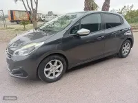 Usado Peugeot 208 75 CV (55 kW) 2016 Gris Utilitario