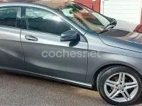 Usado Mercedes A180 Urban 109 CV (80 kW) 2014 Gris / plata Berlina
