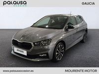 Usado Skoda Fabia Style 110 CV (80 kW) 2022 Gris / plata Berlina