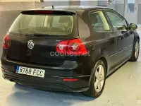Usado VW Golf IV Trendline 105 CV (77 kW) 2006 Azul Berlina