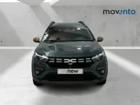Usado Dacia Jogger Extreme 100 CV (73 kW) 2025 Verde Monovolumen