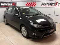 Usado Toyota Auris Advance 124 CV (91 kW) 2014 Negro Berlina