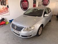 Usado VW Passat Advance 140 CV (102 kW) 2009 Gris / plata Berlina
